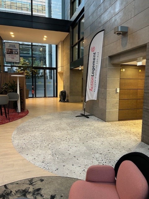 Photo 1 eb39a6bc-2601-4544-9c01-90711e1da406